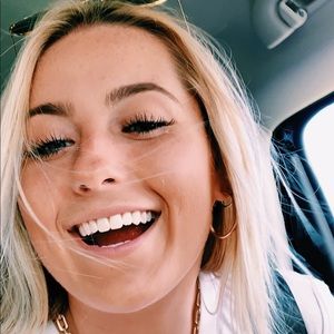 Meet your Posher, Lexi